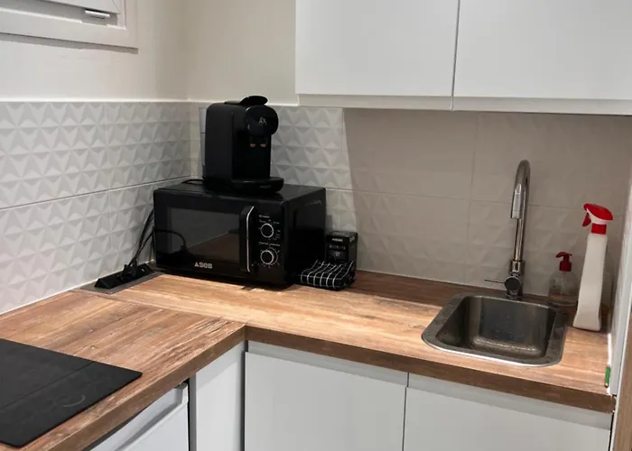 Jacuzzi 2 Min De La لا سيوتا